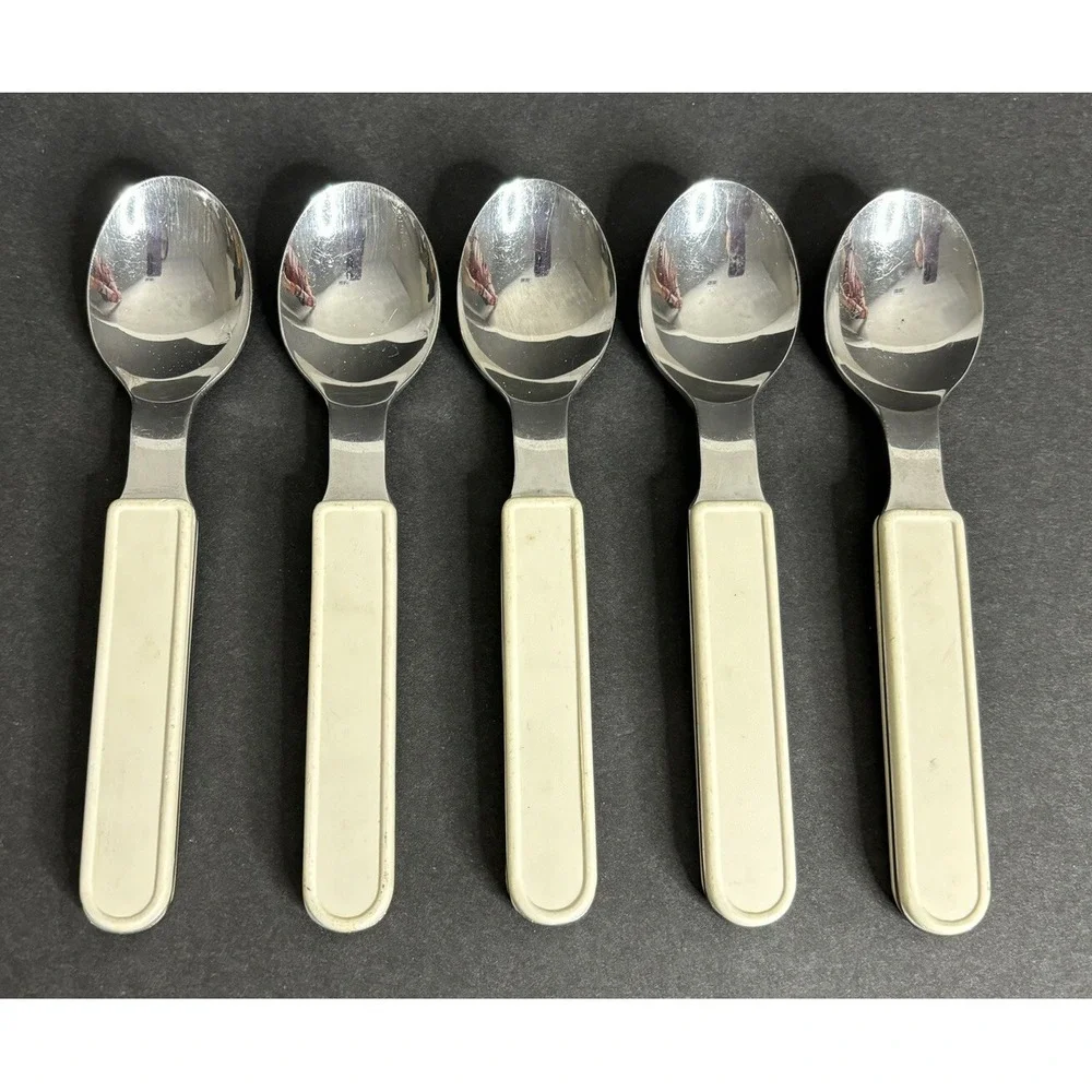 Mikasa Beige Cream Handle Flatware 17 Pcs MIS31 Plastic Fork Knife Spoon Retired